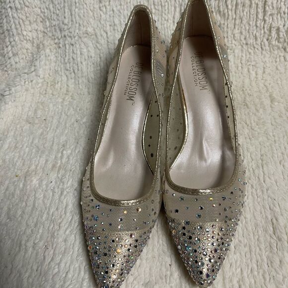De Blossom Collection Beige net Rhinestone synthetic gold trim &kitten heel SZ10 - Picture 2 of 9